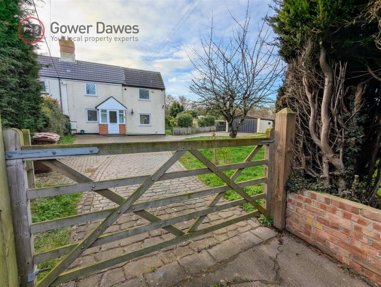 Heath Road, Orsett Heath