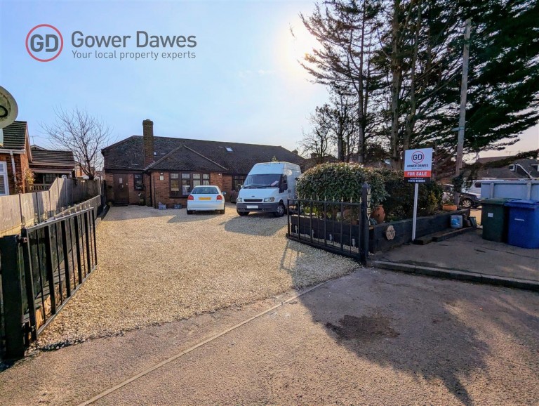 View Full Details for Vevey Muckingford Road, Linford